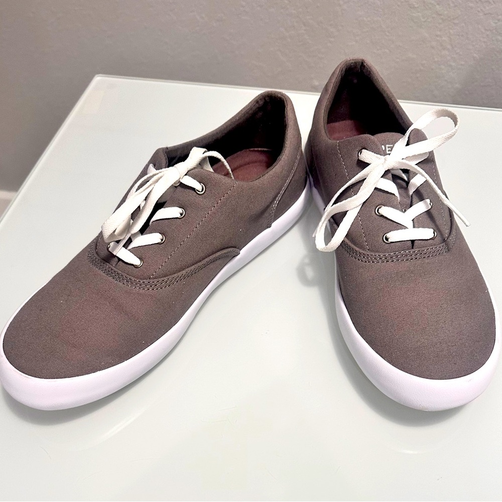 Men’s Gray Sperry Topsider Sneakers